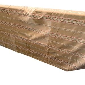 Beautiful vintage rectangle tablecloth for fall/Thanksgiving